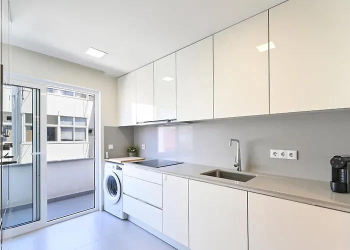 דירה Ao Pe Da Se Next To Cathedral By Se בראגה