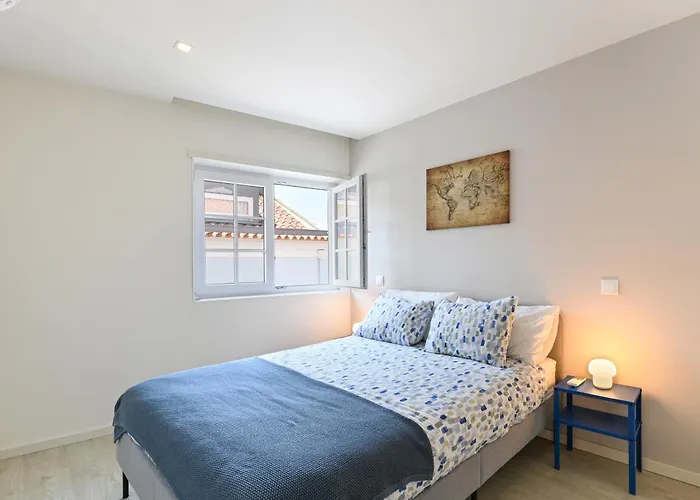 דירה Ao Pe Da Se Next To Cathedral By Se בראגה